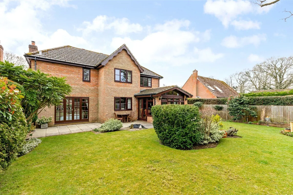 Torksey House, 'Church' Tadley, RG26