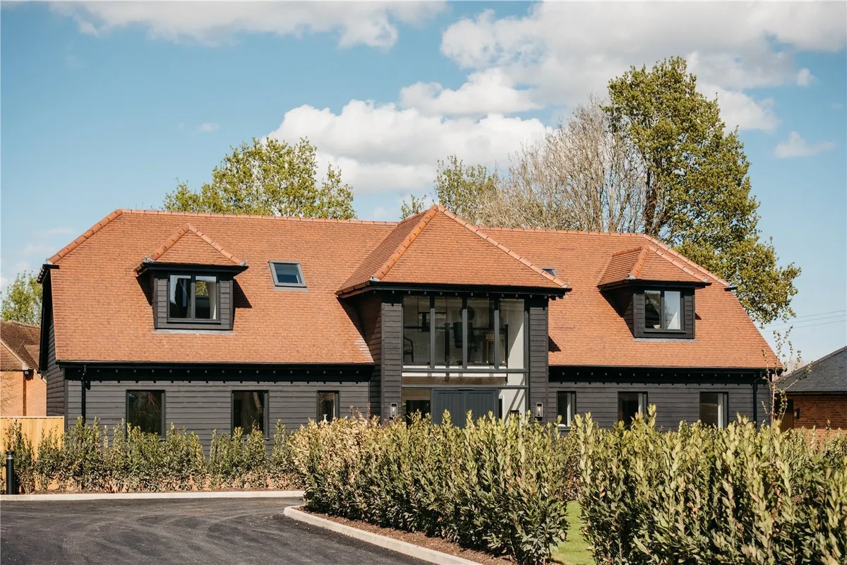 Oak Field Gardens, Sherborne St John, RG24