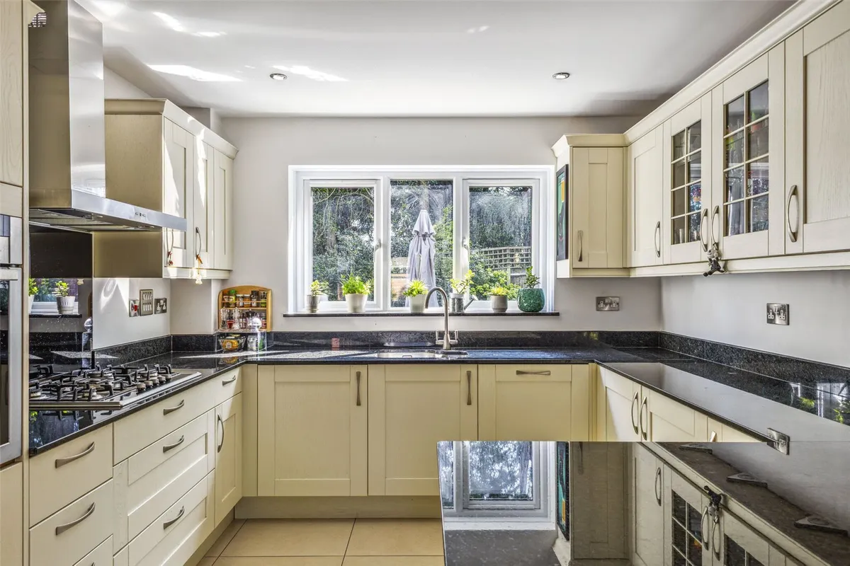 Cliddesden Court, Basingstoke, RG21