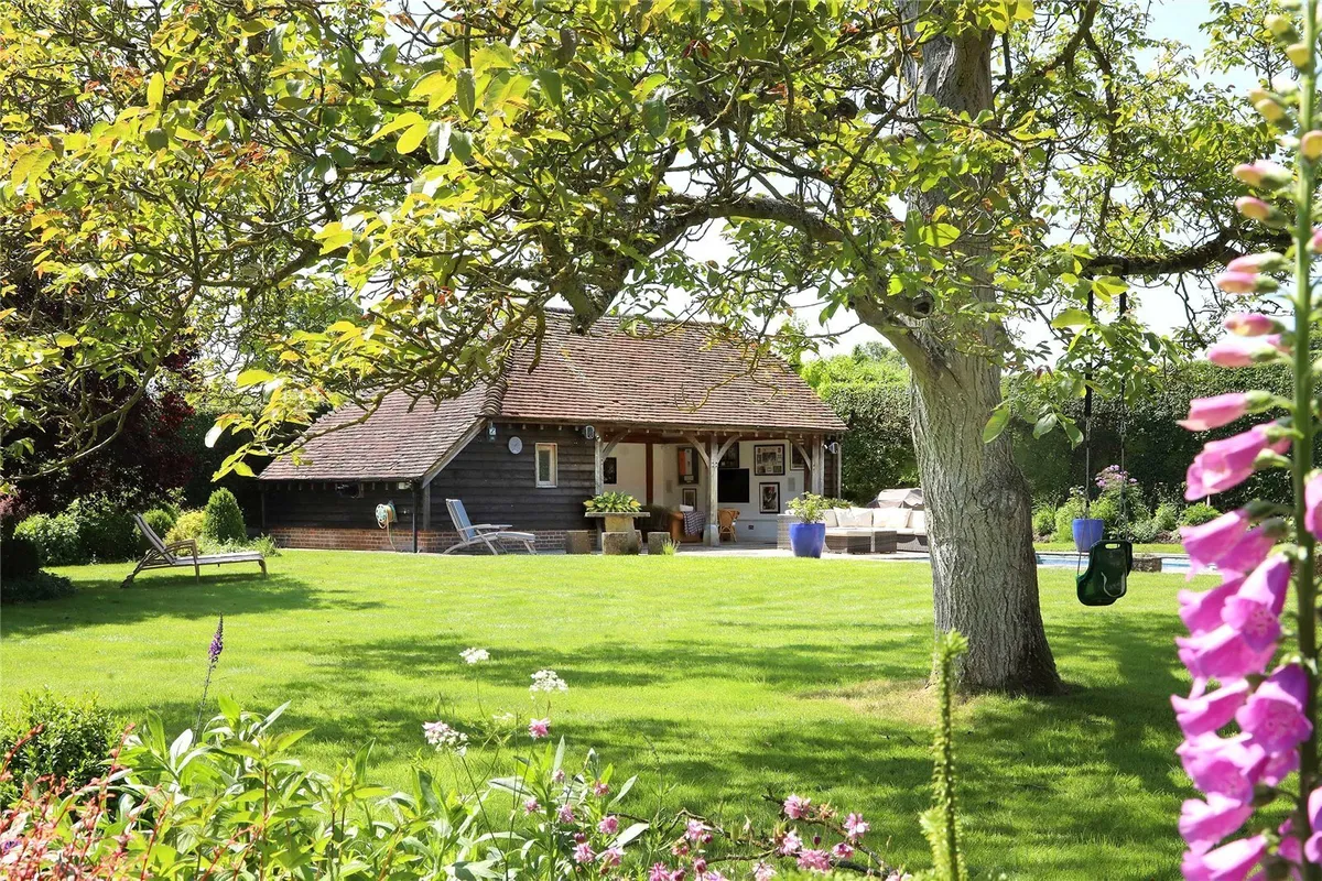 Cufaude Manor, Bramley, RG26