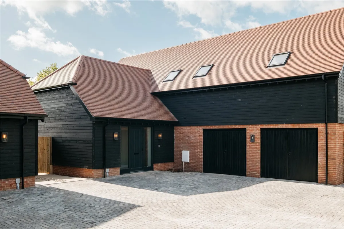 Oak Field Gardens, Sherborne St John, RG24