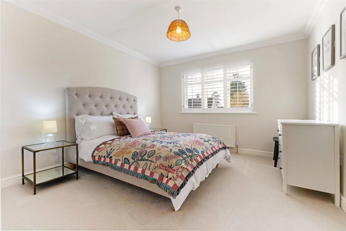 High Gables, Eversley, RG27