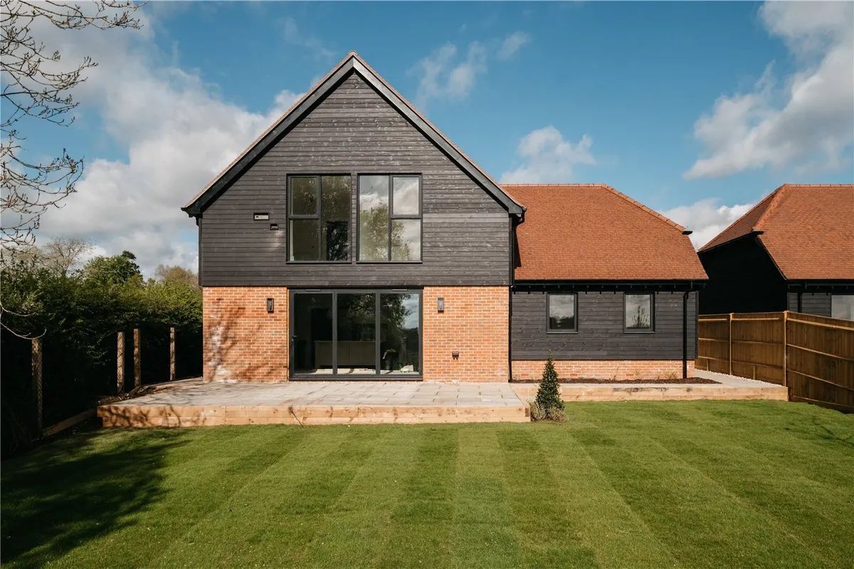 Oak Field Gardens, Sherborne St John, RG24