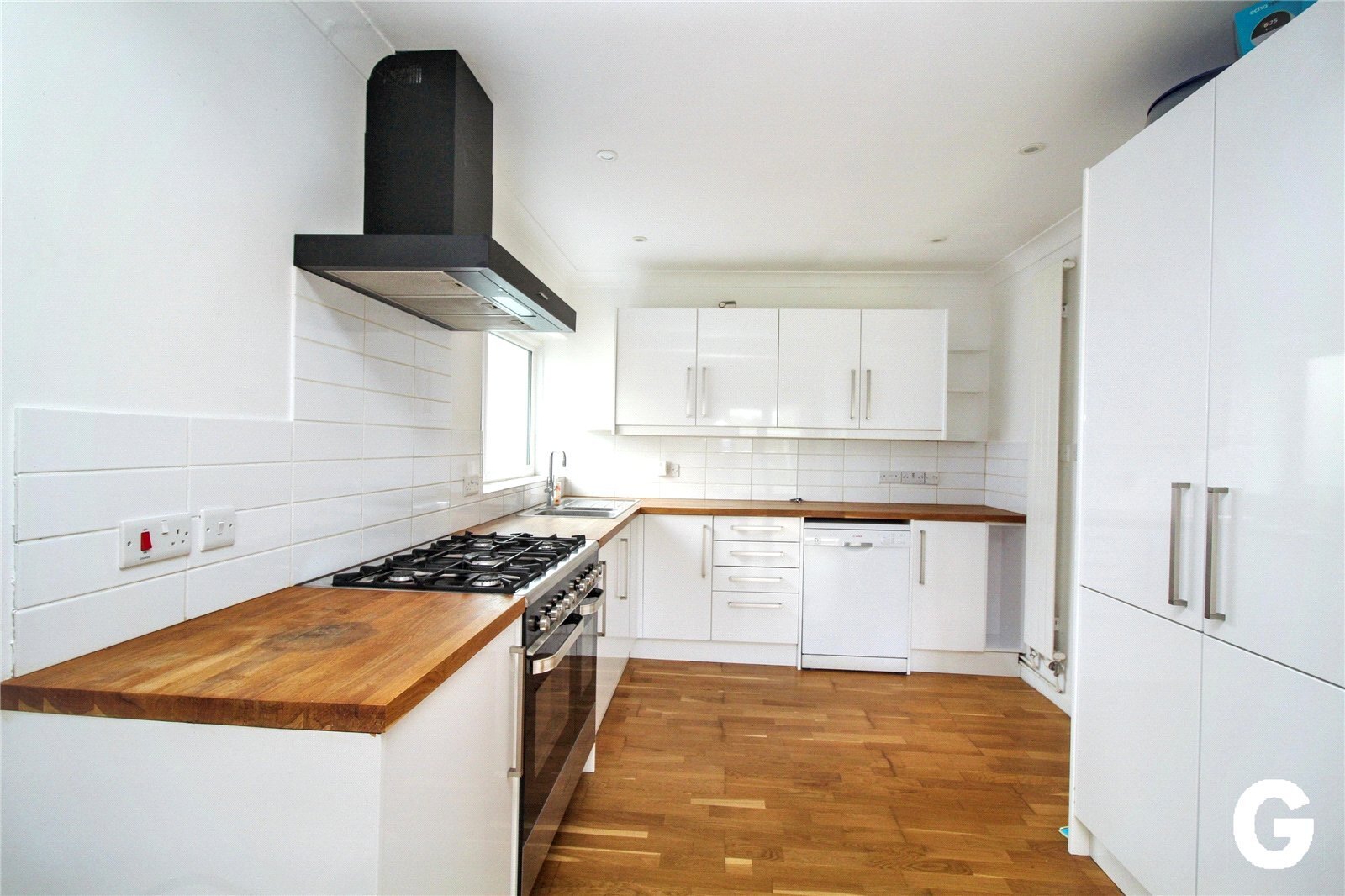 East View Road, Ringwood, Hampshire, BH24 Image 7