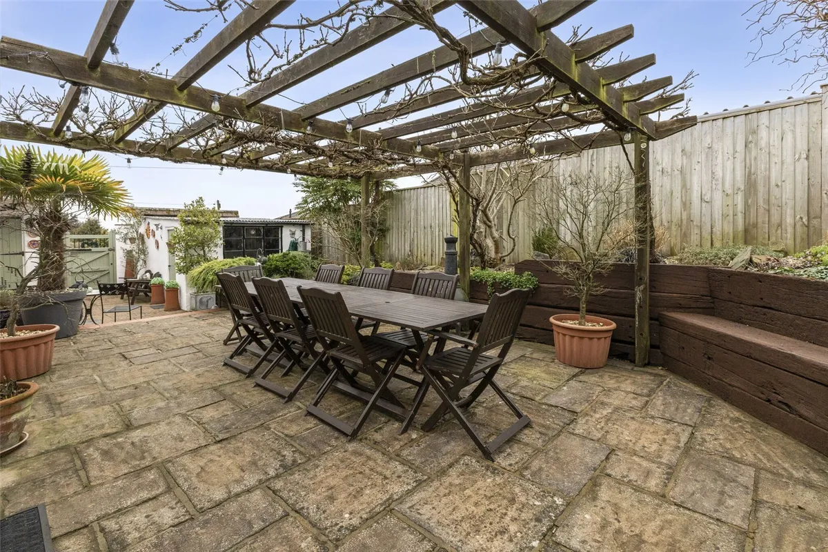 Manor Road, Sherborne St John, RG24