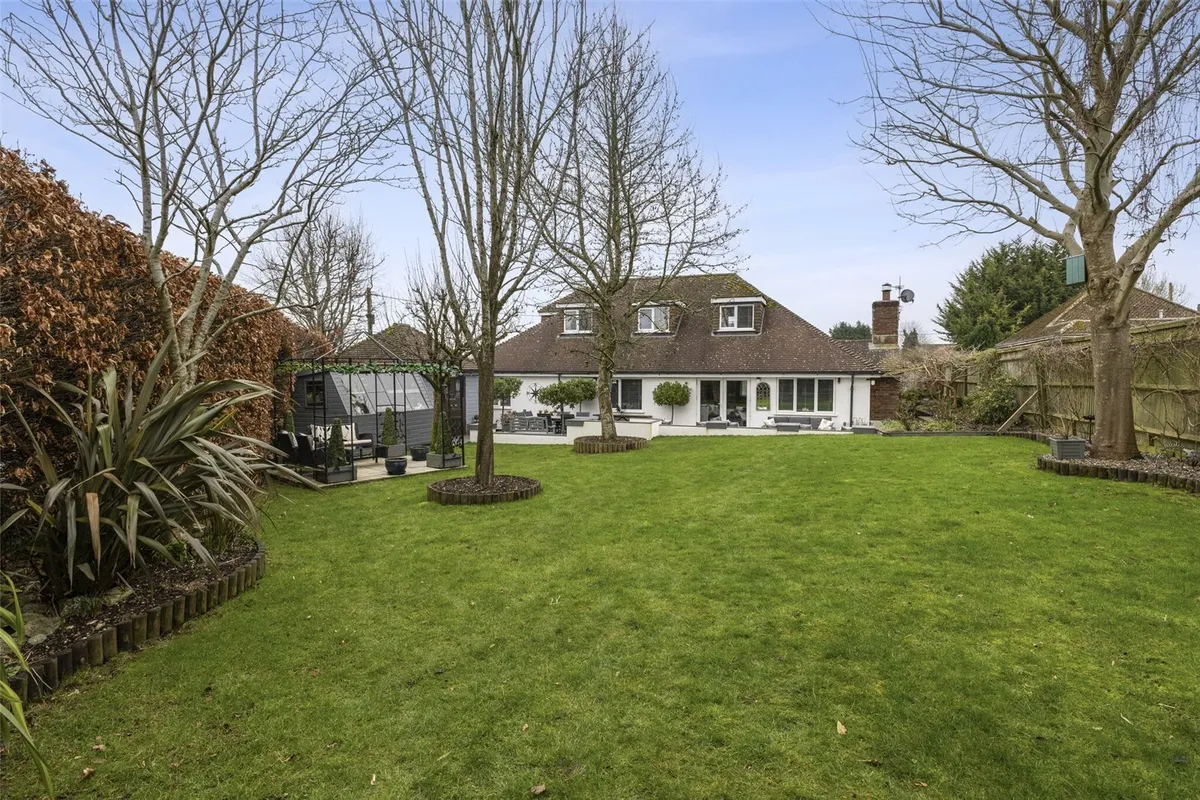 Manor Road, Sherborne St John, RG24
