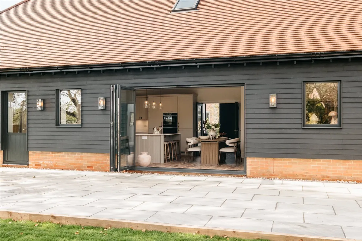 Oak Field Gardens, Sherborne St John, RG24