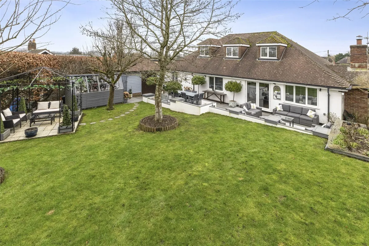 Manor Road, Sherborne St John, RG24