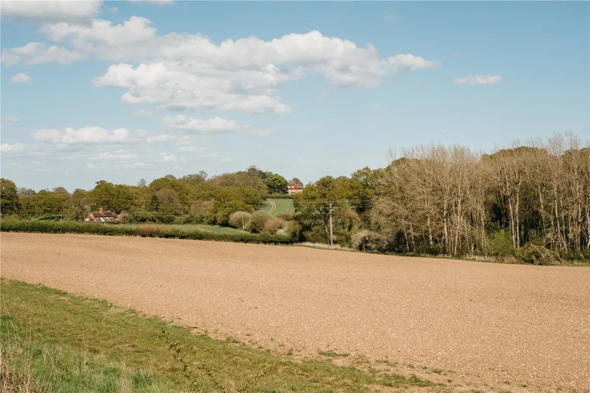 Oak Field Gardens, Sherborne St John, RG24