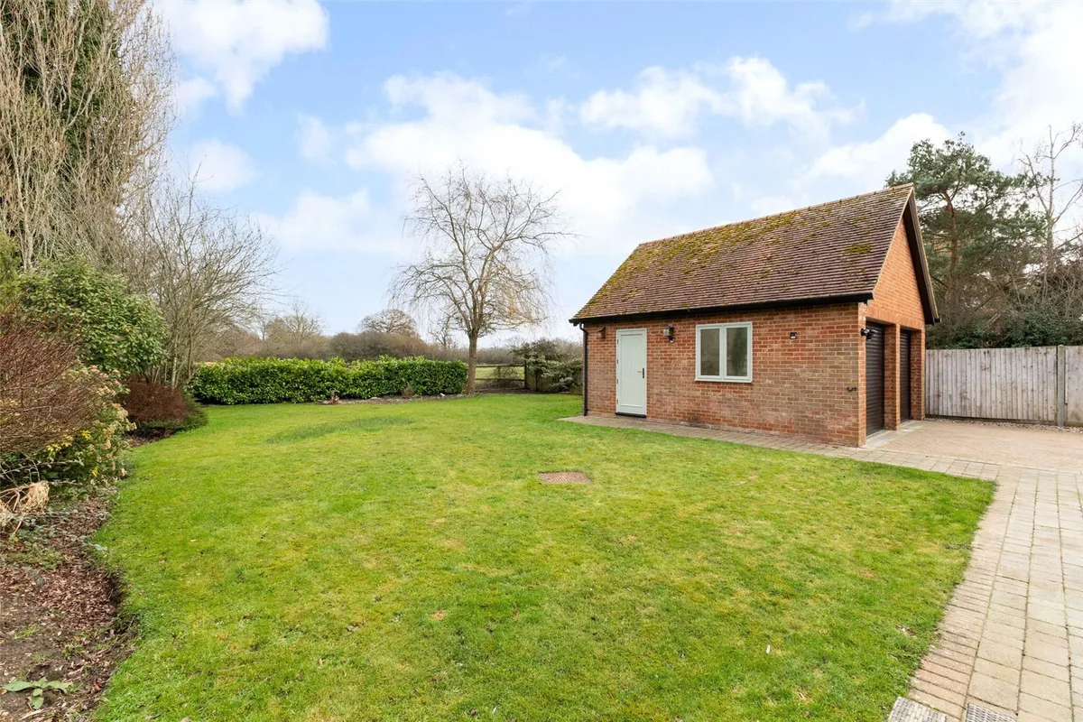 High Gables, Eversley, RG27