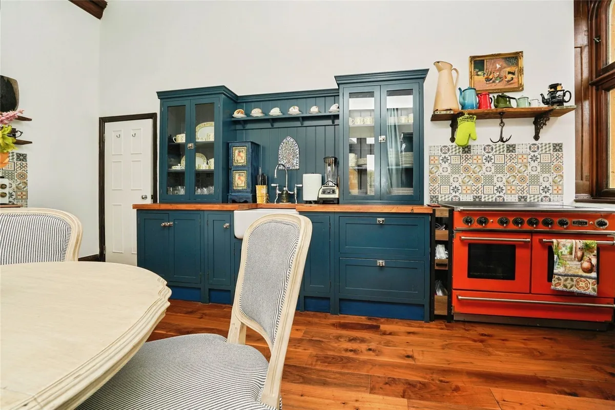Brockhampton Park House, Brockhampton, Gloucestershire, GL54