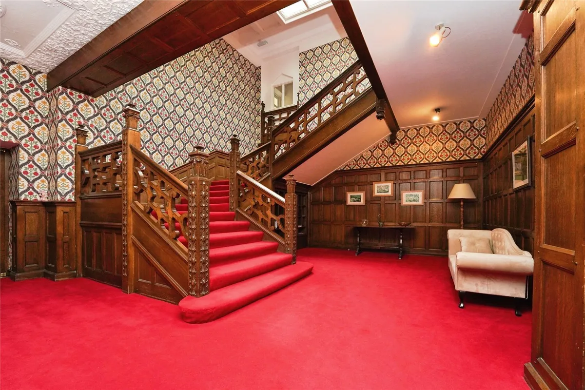 Brockhampton Park House, Brockhampton, Gloucestershire, GL54