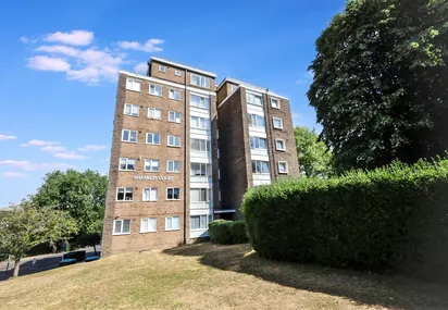 Hangleton Road, Hove