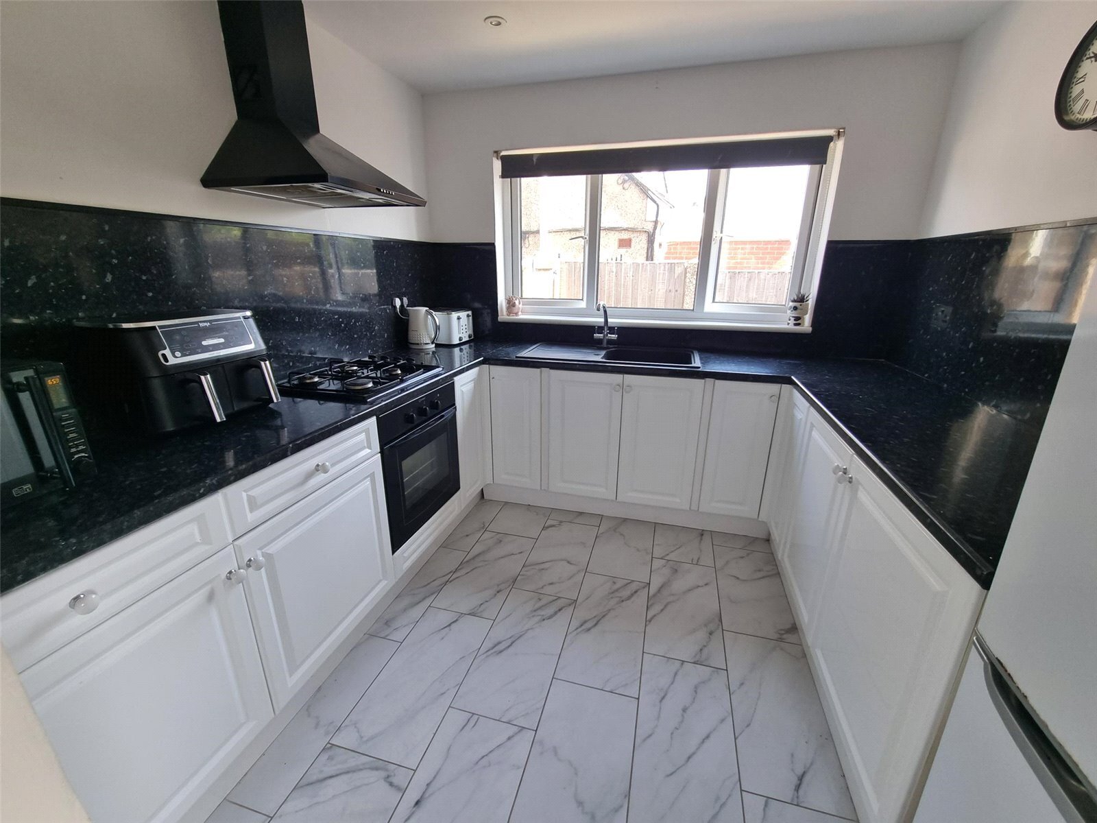 Albany Road, Rayleigh, Essex, SS6 Image 2