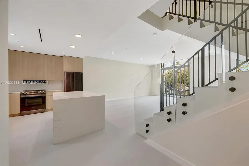 2692 SW 25th Ave, Miami, FL 33133