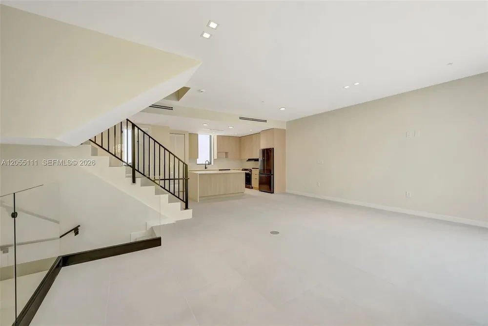 2692 SW 25th Ave, Miami, FL 33133
