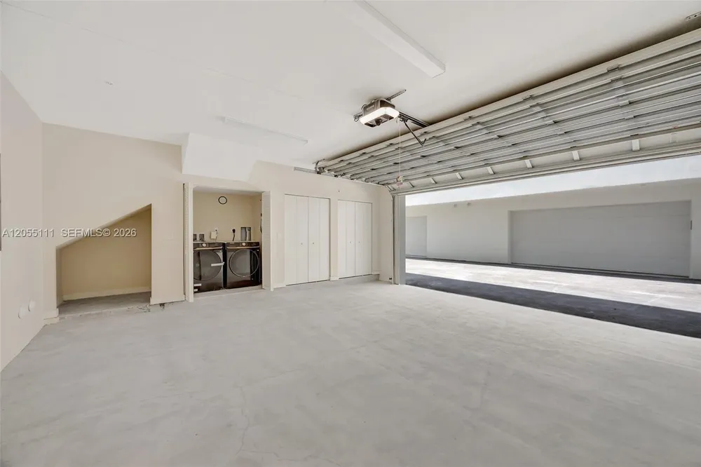 2692 SW 25th Ave, Miami, FL 33133