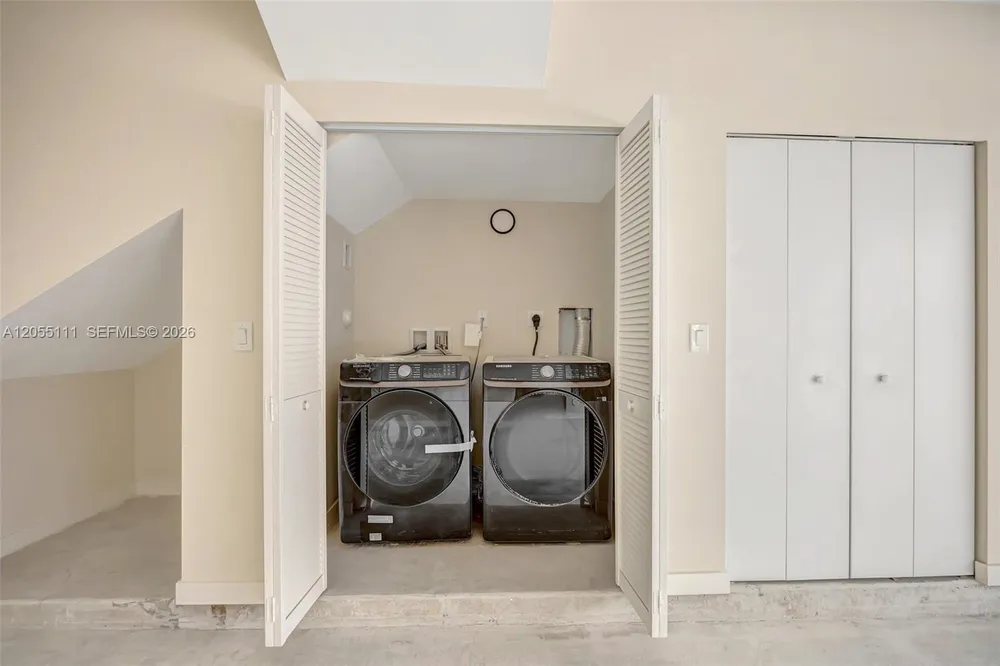 2692 SW 25th Ave, Miami, FL 33133