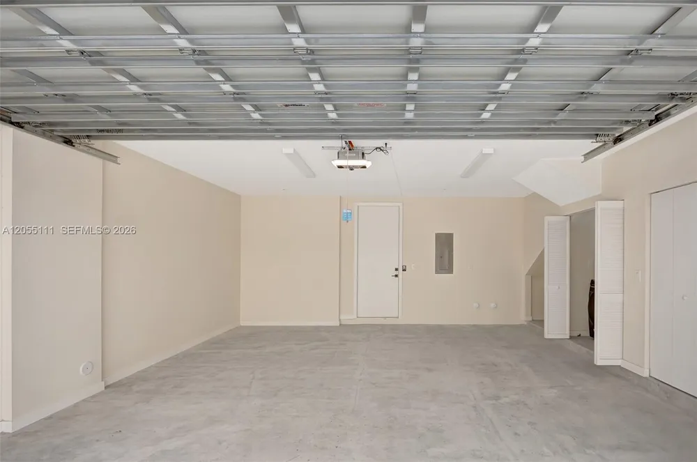 2692 SW 25th Ave, Miami, FL 33133