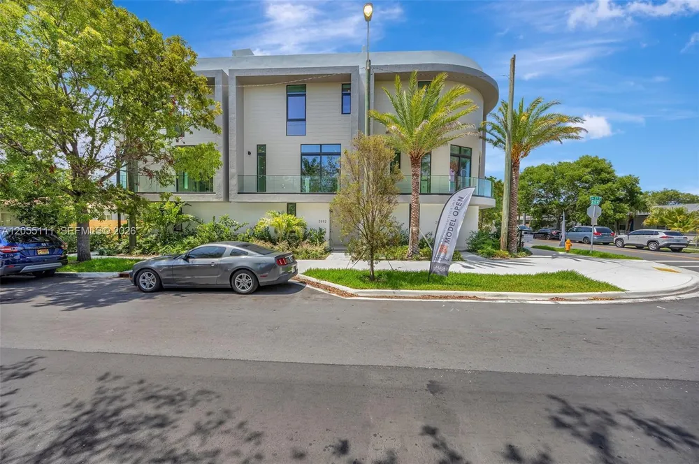 2692 SW 25th Ave, Miami, FL 33133