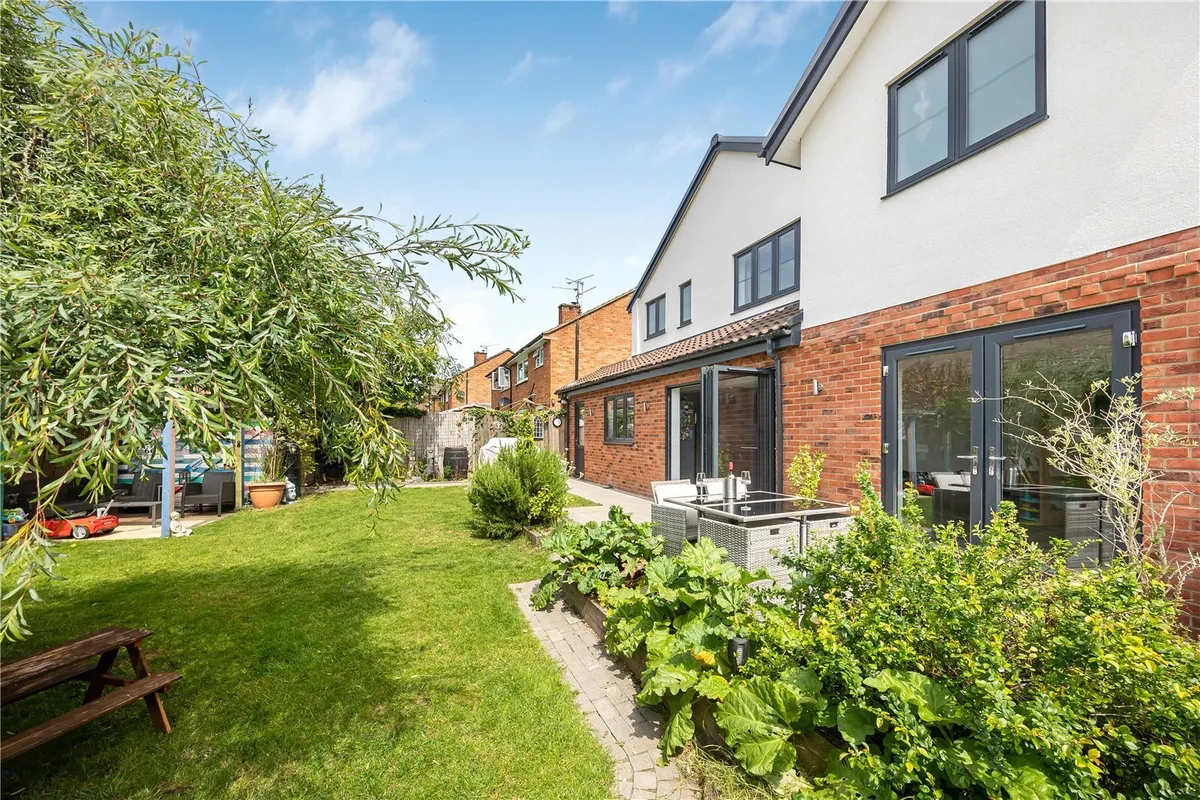 Blounts Court Road, Sonning Common, Reading, Oxfordshire, RG4