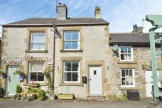 Fountain Street, Tideswell, Buxton