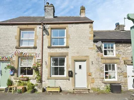Fountain Street, Tideswell, Buxton photo