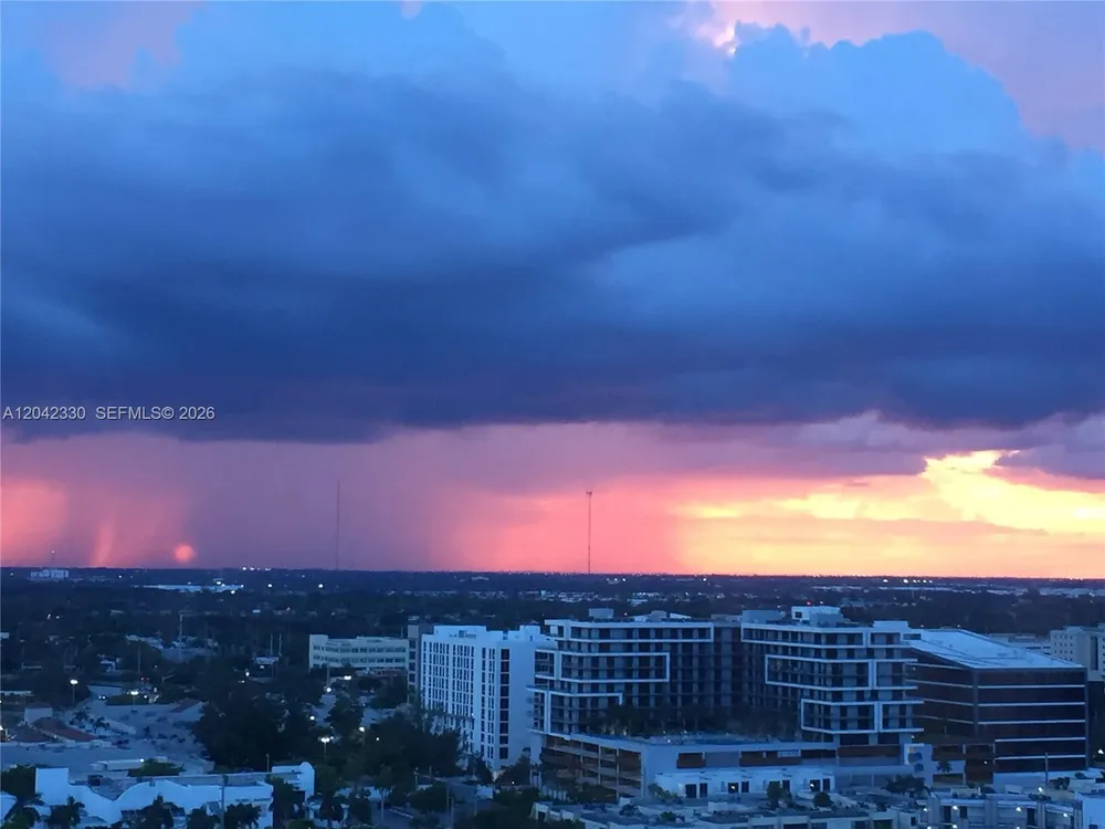 20301 W Country Club Dr, Aventura, FL 33180
