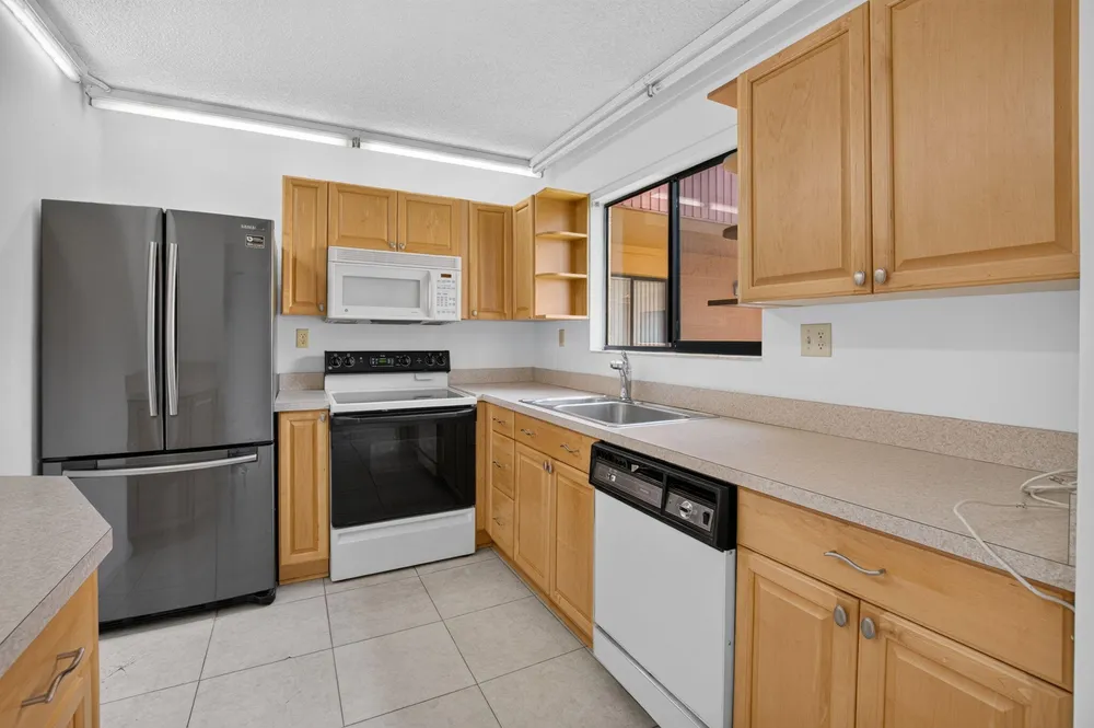 15216 Lakes of Delray Blvd, Delray Beach, FL 33484