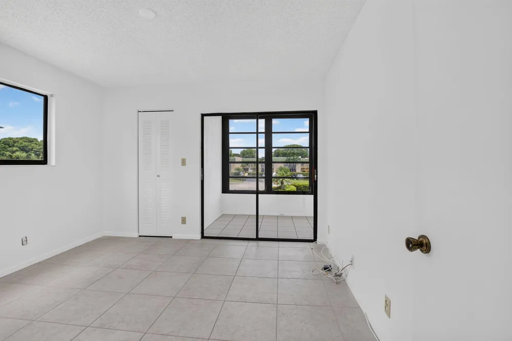 15216 Lakes of Delray Blvd, Delray Beach, FL 33484