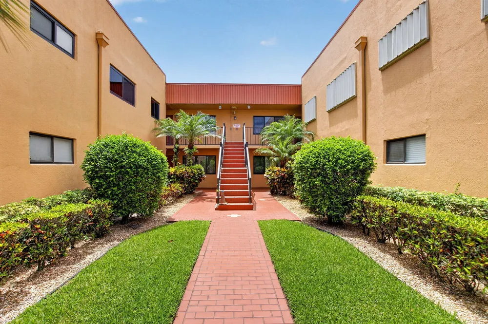 15216 Lakes of Delray Blvd, Delray Beach, FL 33484