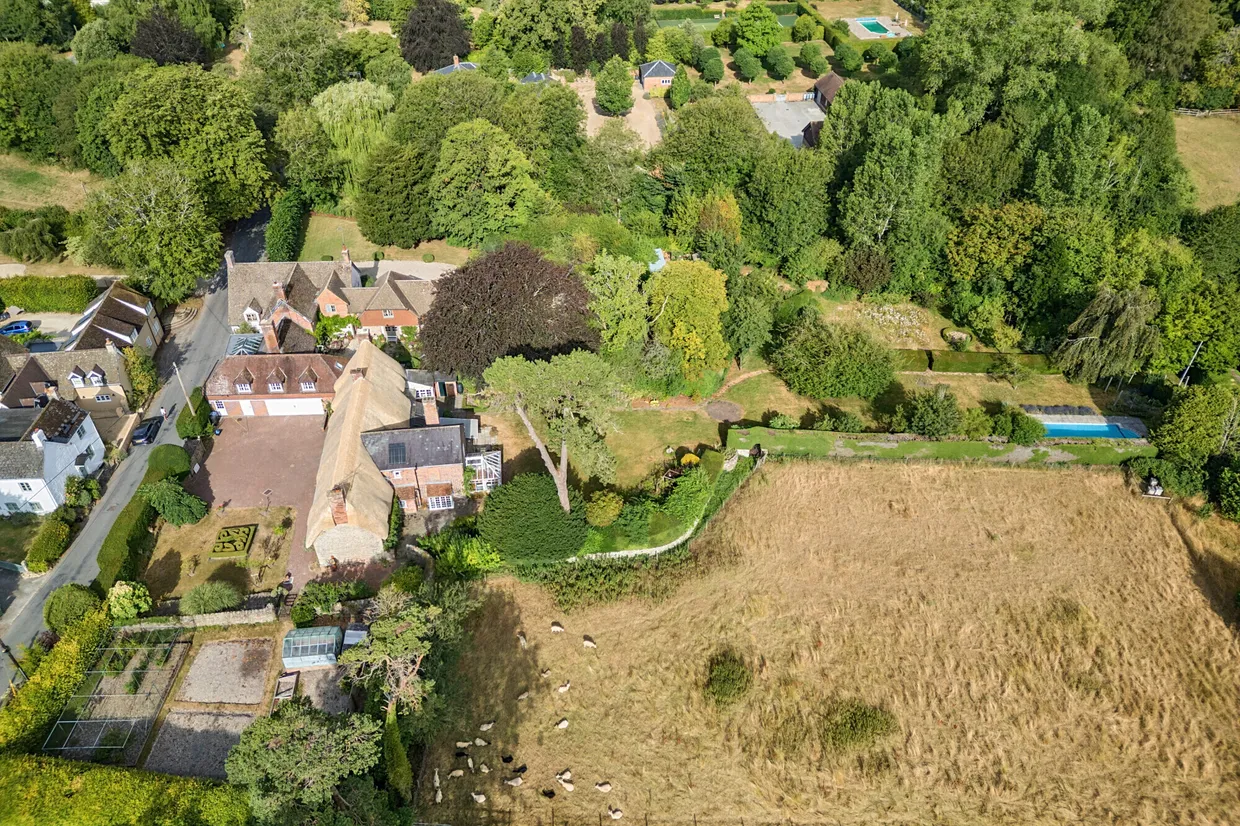 Ogbourne St. George, Marlborough, SN8 photo 10
