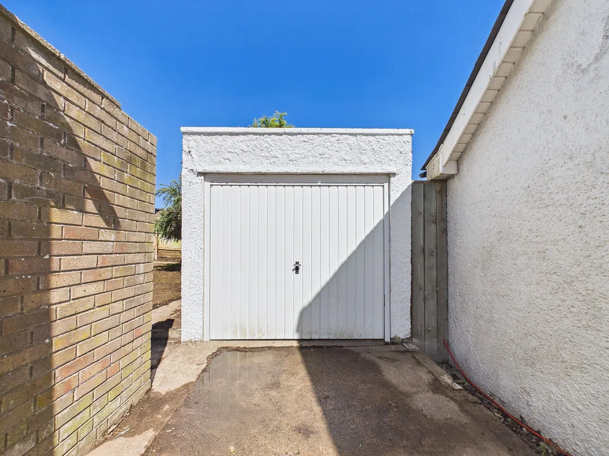 Fonmon Road, Rhoose CF62