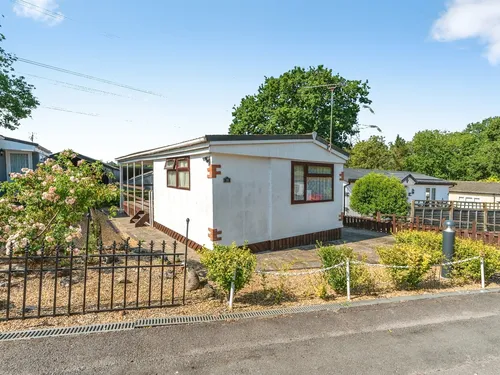 Ideal Park Homes, Bishopstoke Lane, Eastleighphoto