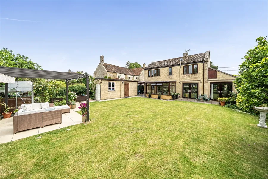 Property Image 5