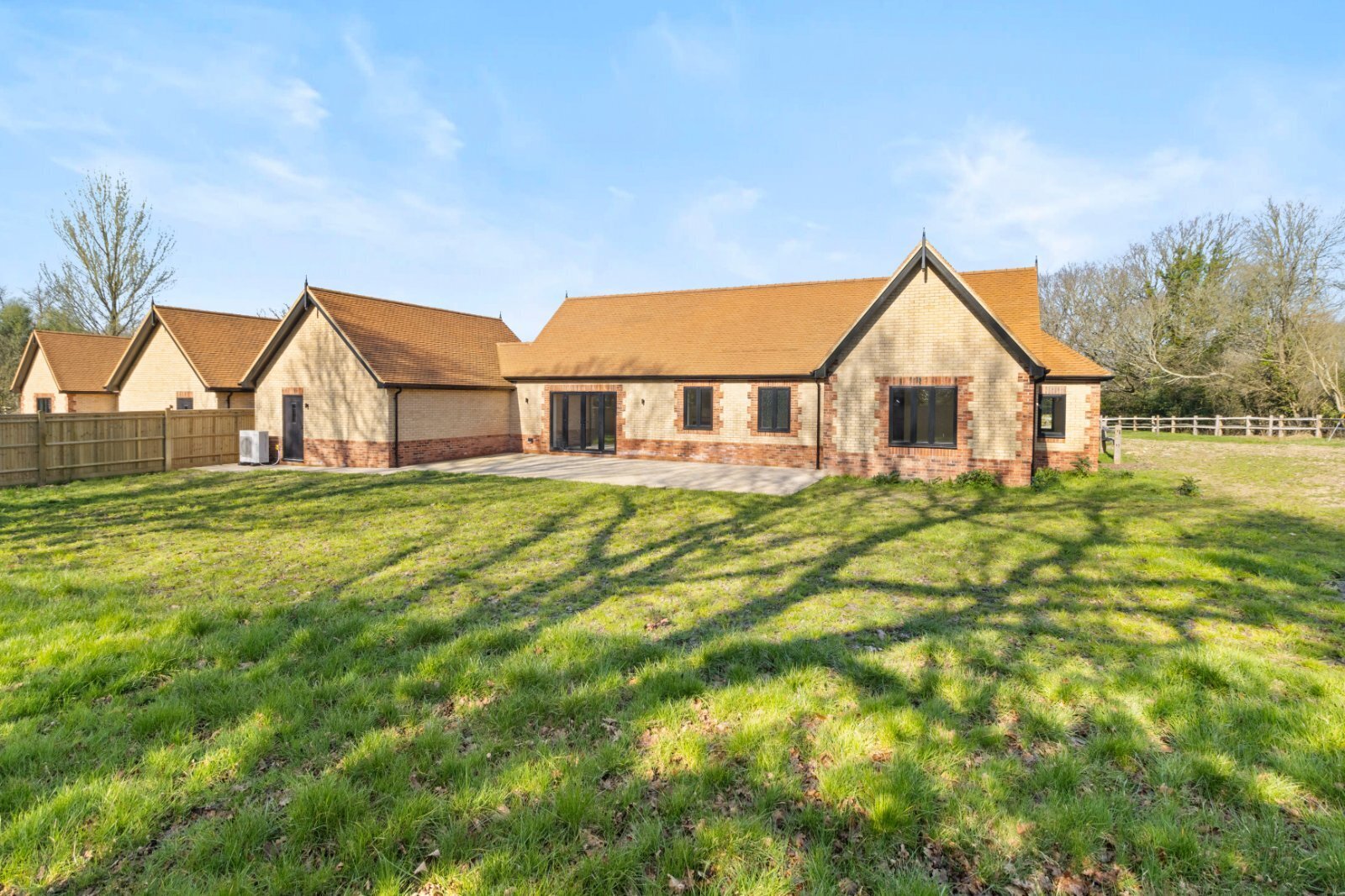 The Courtyard, Framfield, Uckfield, East Sussex, TN22 Image 6