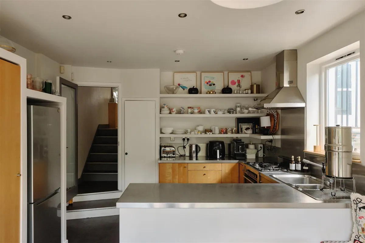 Dunmore Road, Queen's Park, London, NW6