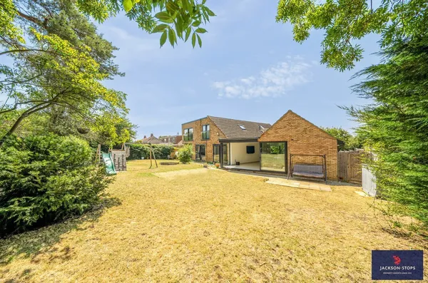 Bradwell Road, Loughton, MK5 photo 2