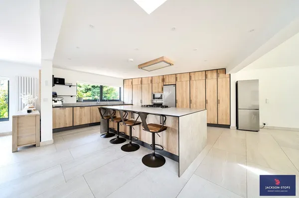 Bradwell Road, Loughton, MK5 photo 3