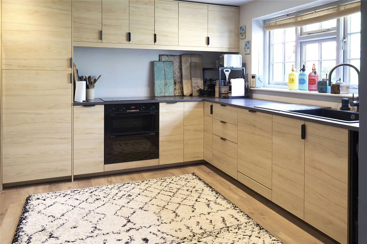Kencot, Lechlade, Oxfordshire, GL7