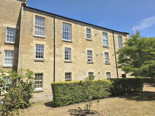 St Georges Manor, Mandelbrote Drive, Littlemore, Oxford, OX4