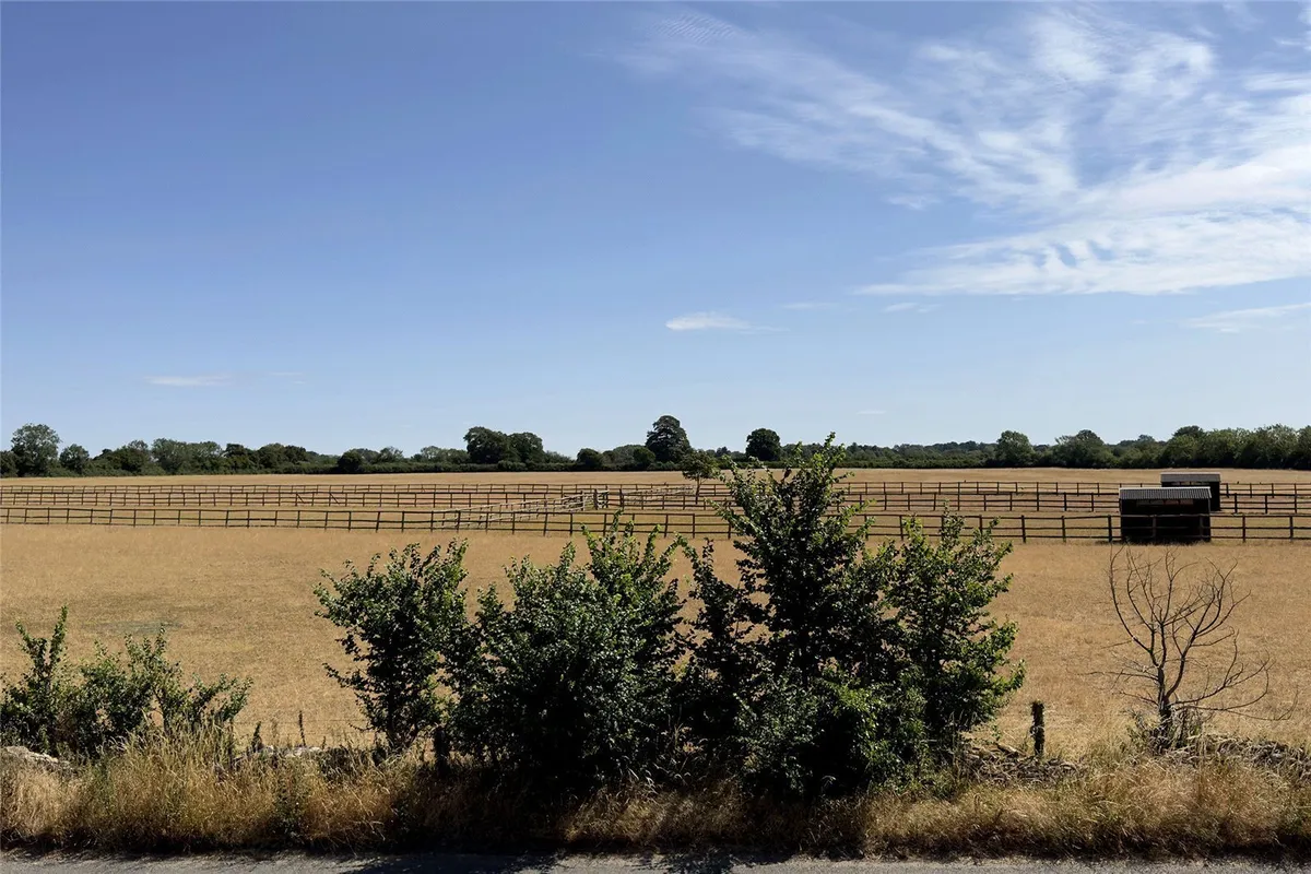 Kencot, Lechlade, Oxfordshire, GL7
