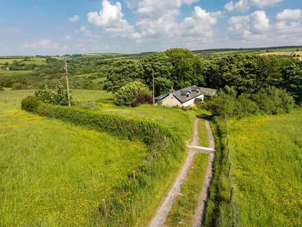 Plwmp, Near Llangrannog, SA44