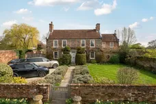 Philpot Lane, Chobham GU24 photo 1