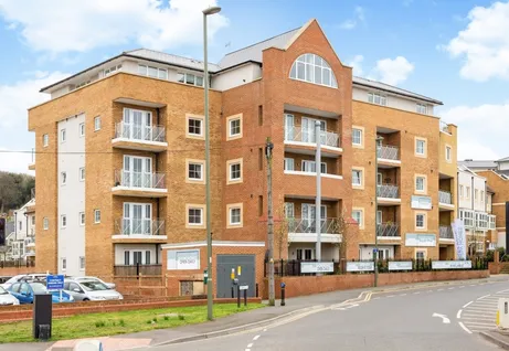 Flambard Way Godalming GU7