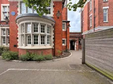 Marianne Close London SE5 photo 4