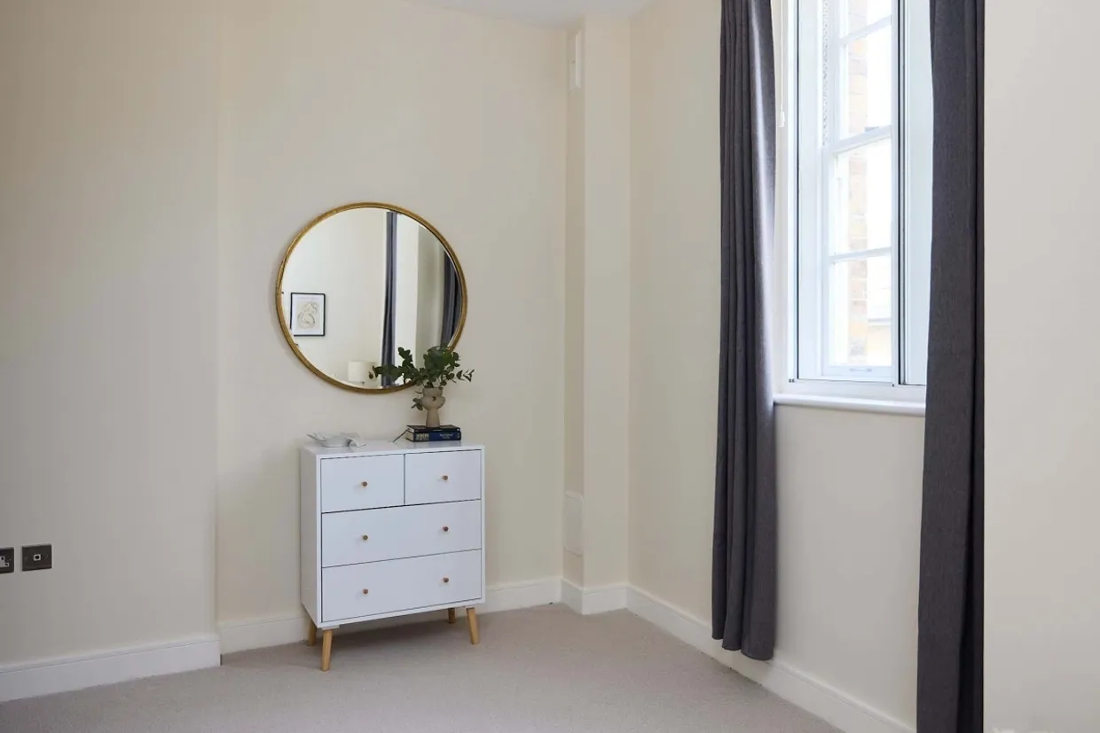 Marianne Close London SE5 photo 5