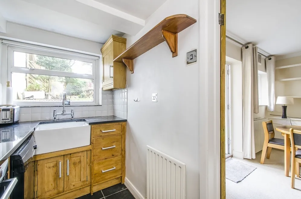 Offerton Road Clapham SW4 photo 8
