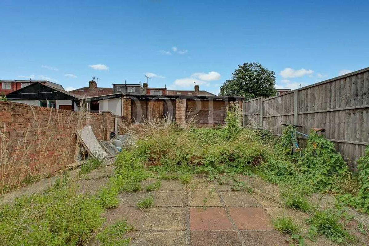 North Circular Road, London, NW2