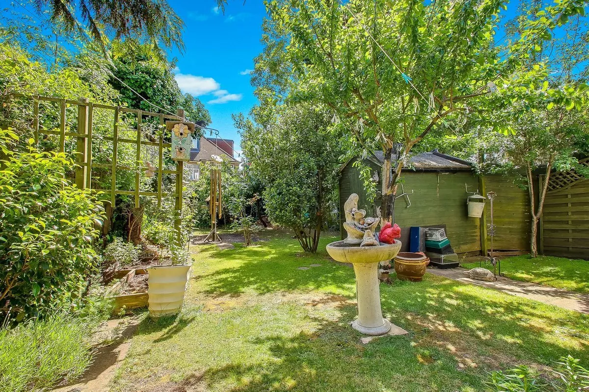 Prout Grove, London, NW10